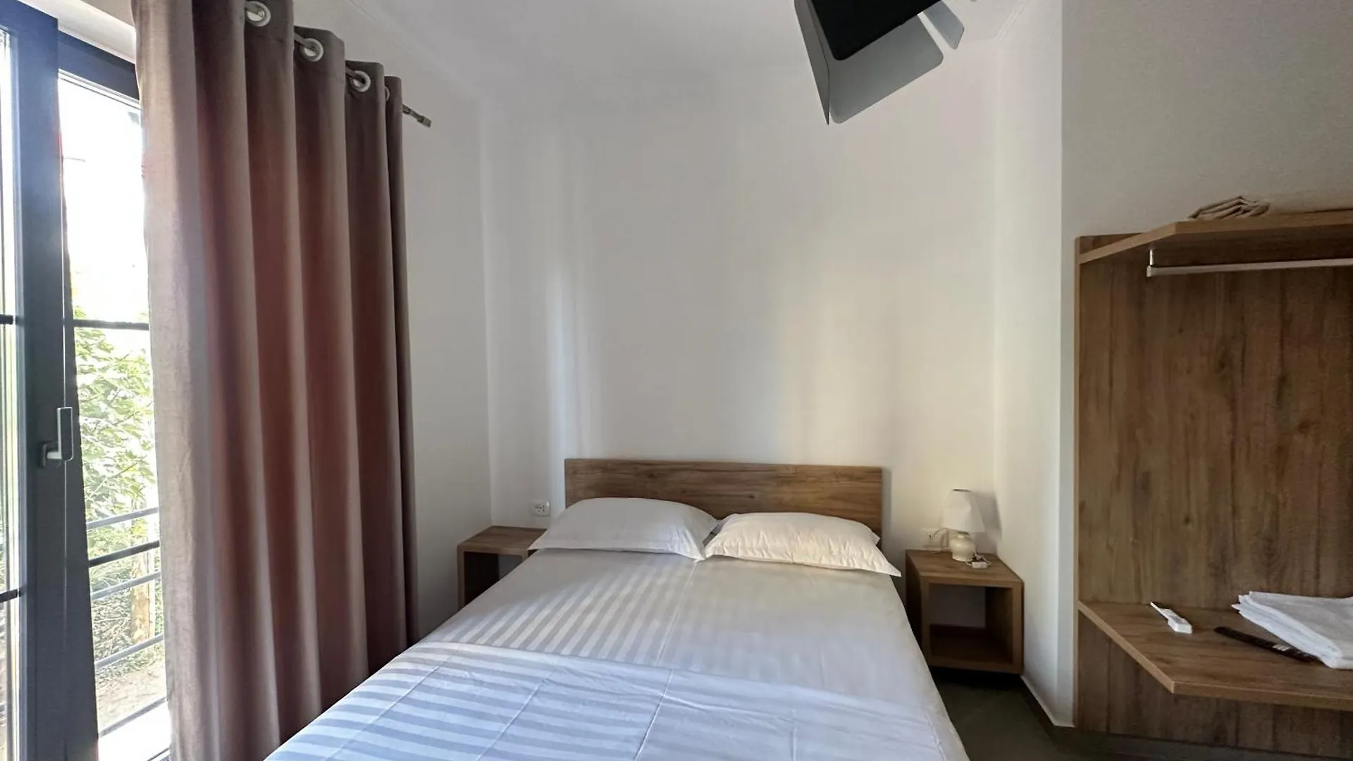 Apartamento Central Comfort Suites Tirana