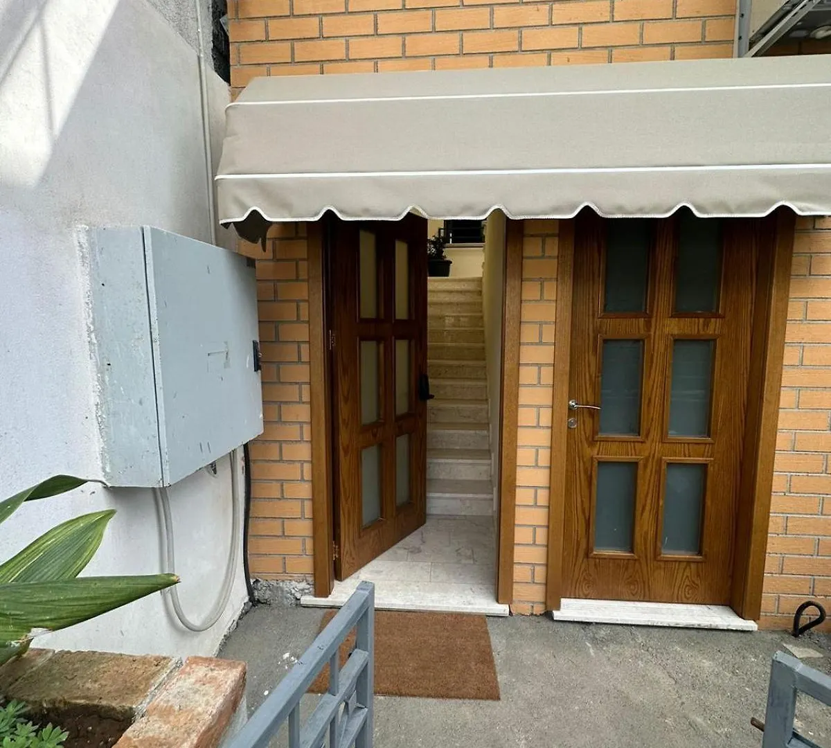 Central Comfort Suites Tirana